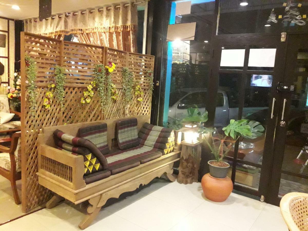 Ruan Ben Ja Don Mueang,Bangkok Hostel Exterior foto